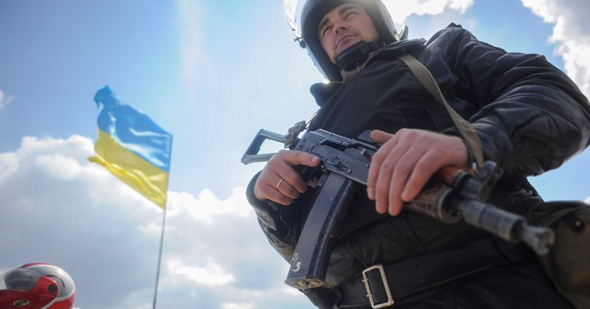 Украинският президент Володимир Зеленски подписа закона за удължаване на военното