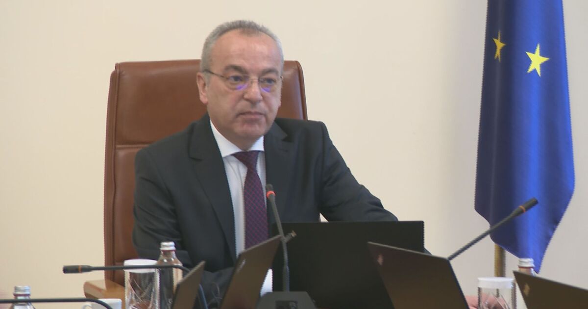 След 8 месеца мога да кажа, че държавата не се