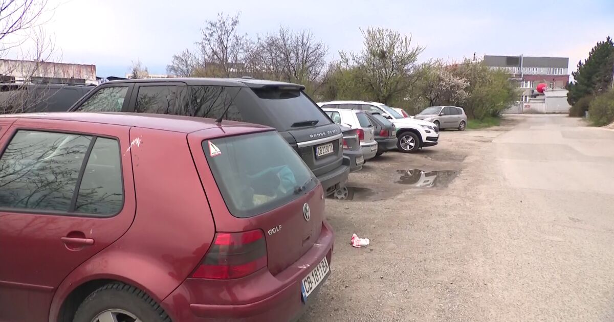 Предполагаемият убиец Калоян К. се е крил в колата на