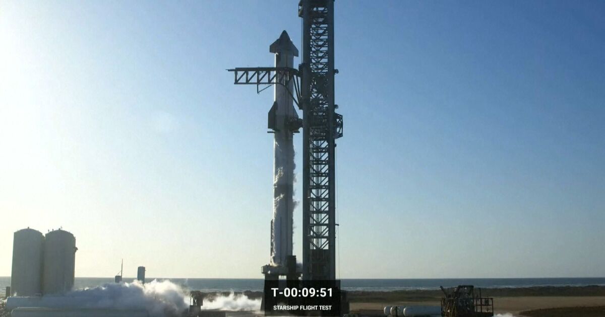 Отложиха старта на най-мощната ракета в историята на човечеството. Старшип“