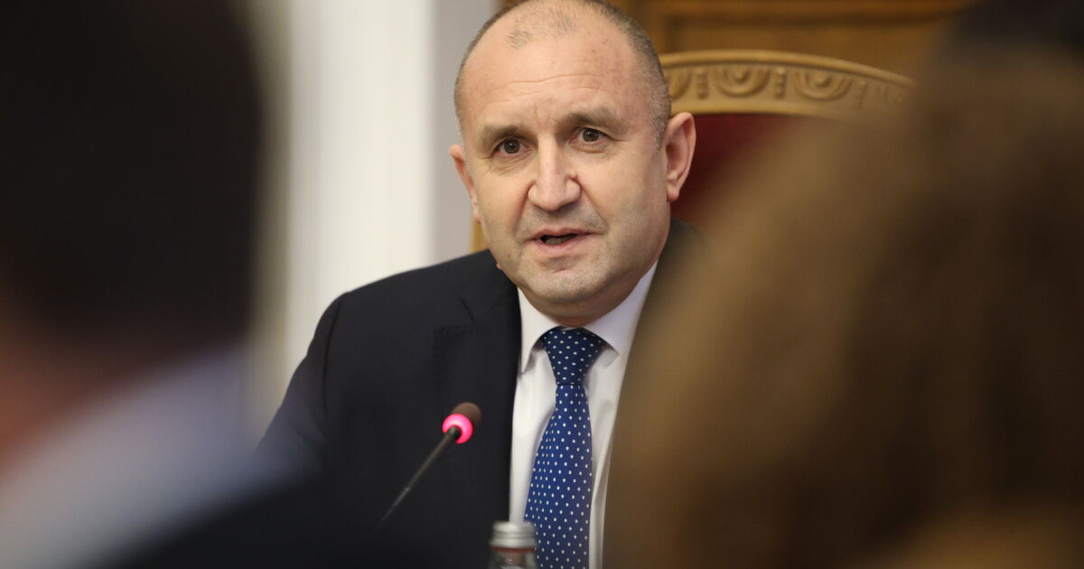 Президентът Румен Радев върна за ново обсъждане в Народното събрание