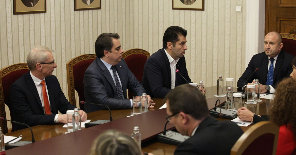 “Обединението ПП-ДБ слага ясен стандарт в българската политика. Време е