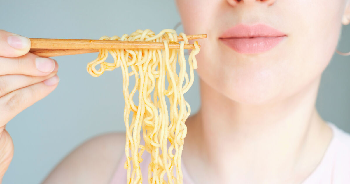 Хората, консумиращи инстантни спагети, вероятно по-често страдат от рак. Това