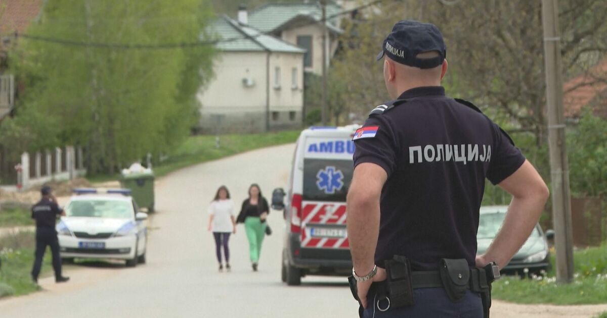 Вече пет дни търсят тялото на 2-годишната Данка Илич в района