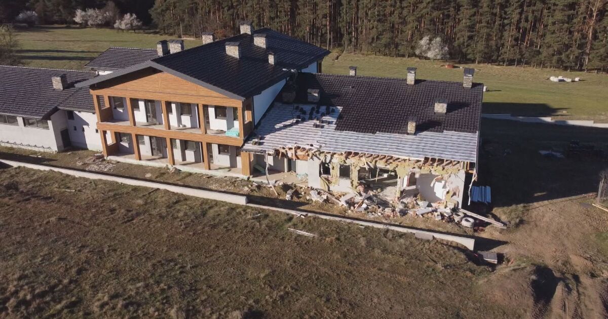 Photo of Hôtel de chasse Rumen Gaitanski-Valka : pourquoi sa démolition a-t-elle cessé ?