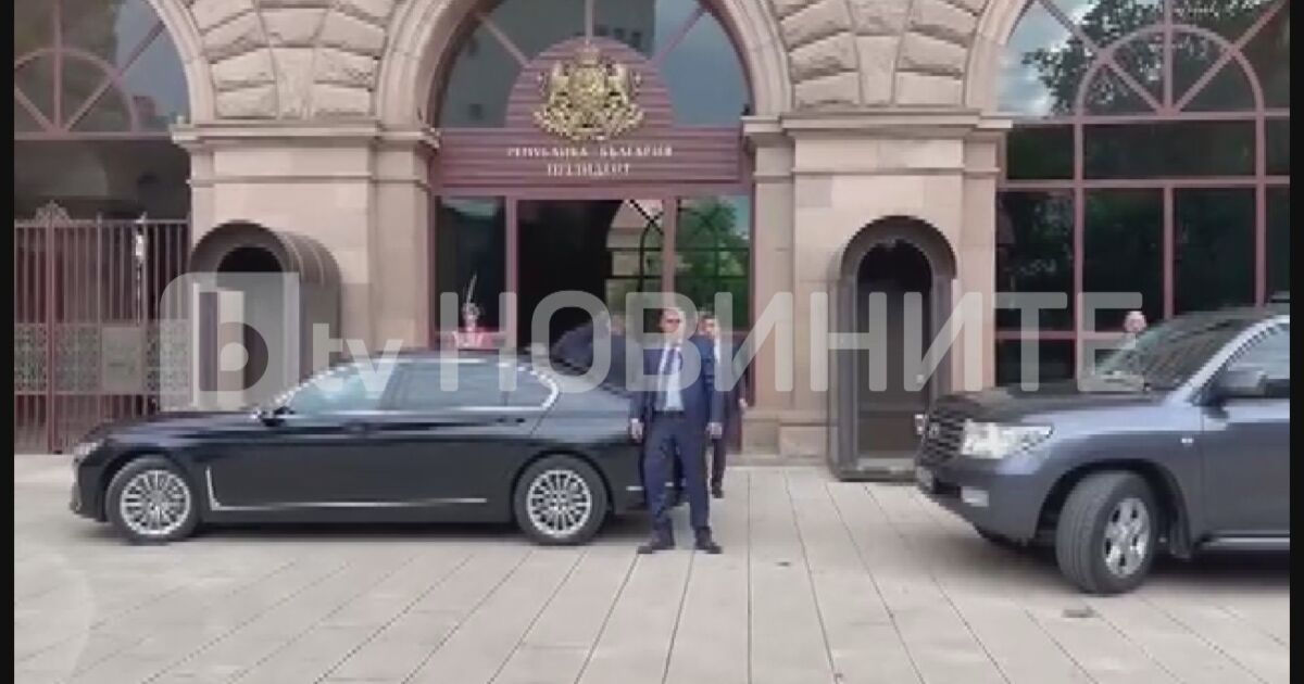 Служебният премиер Димитър Главчев е на среща при президента Румен