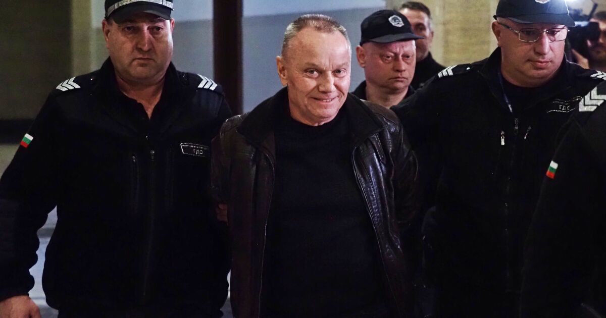 Марин Димитров обжалва постоянния си арест. Той беше задържан заедно