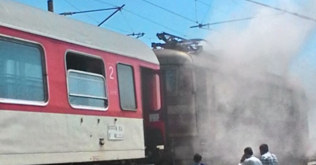 Инцидент с бързия влак от София за Варна е станал
