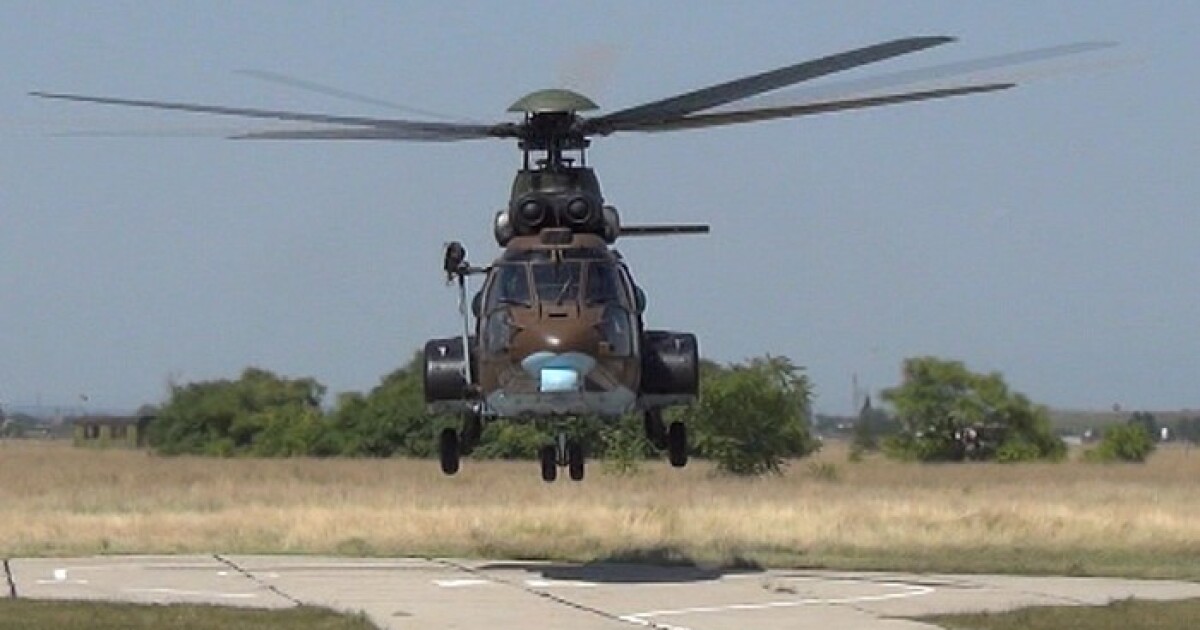 Късно снощи военнослужещи с хеликоптер Кугар“ спасиха и транспортираха тежко пострадал