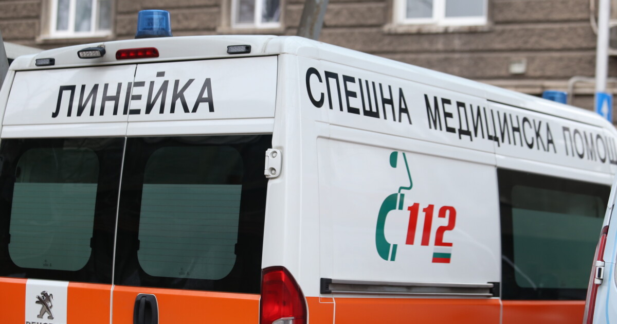 Трима души са пострадали при на пътя Бургас - Малко