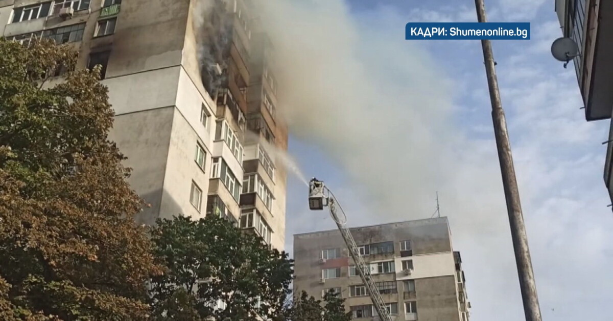 Голям пожар избухна в 15-етажен жилищен блок в кв. Тракия