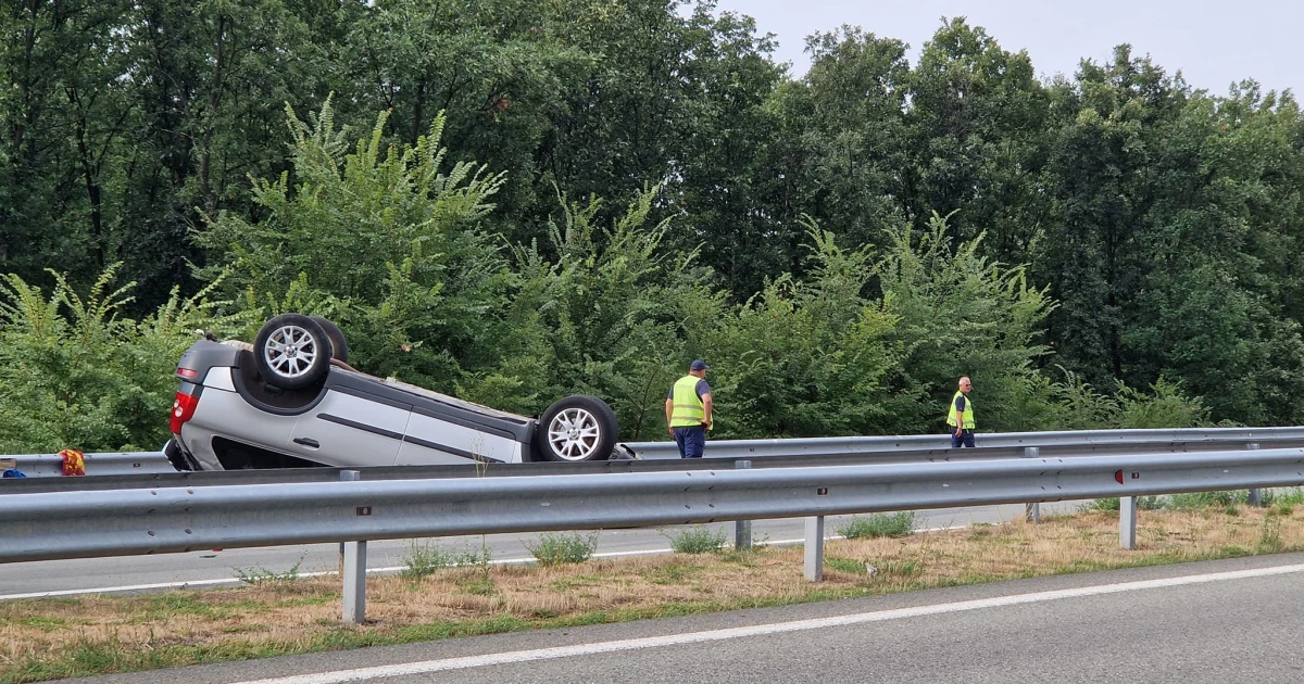 Две катастрофи на магистрала Тракия край Стара Загора затрудняват движението