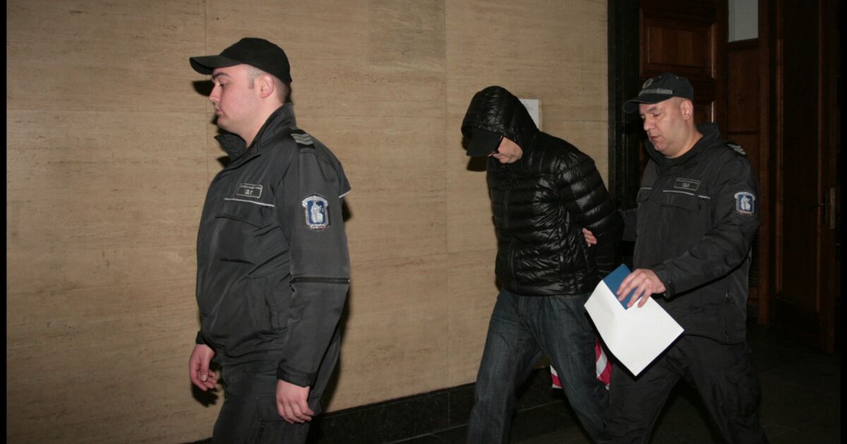 Екслузивно пред bTV говори защитата на Роман Логвиненко, осъден за атентата
