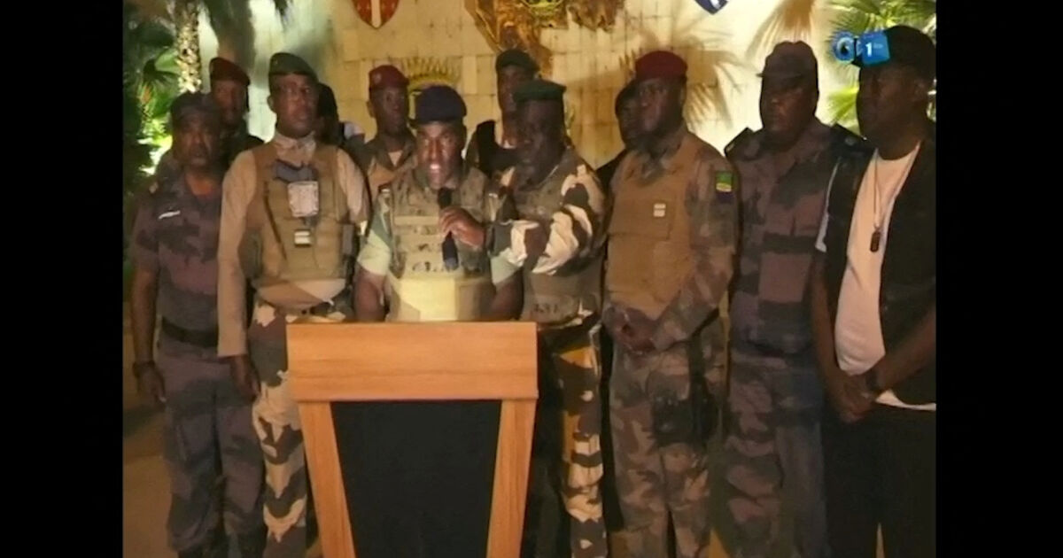 Военен преврат в Габон, армията взе властта в бивша френска