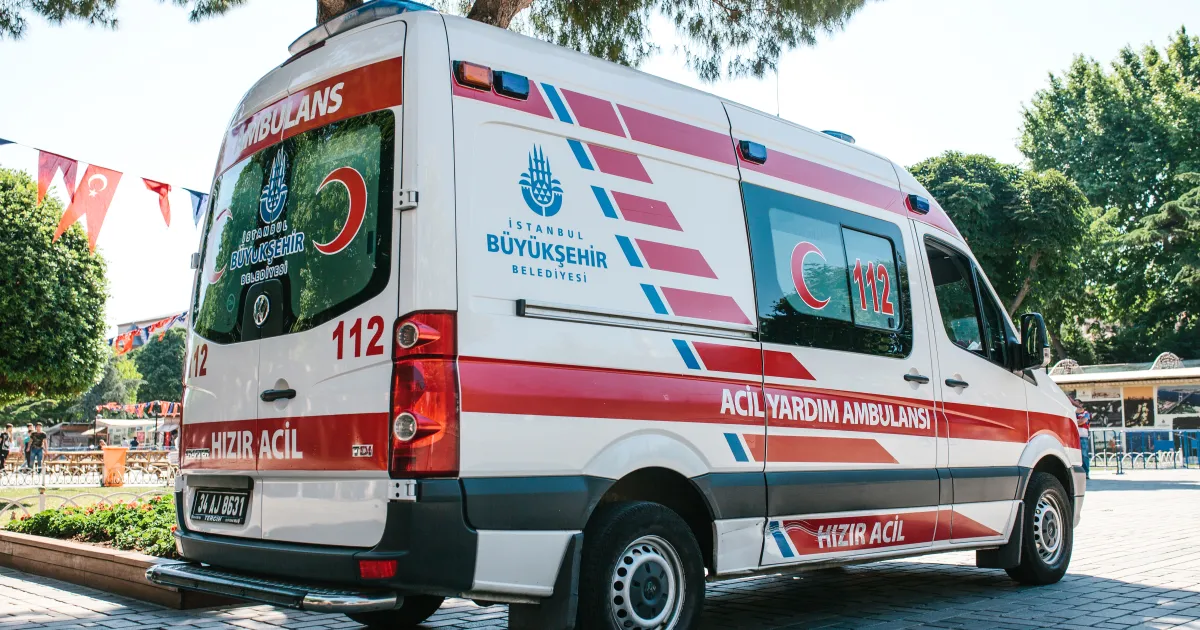 19 души са пострадали в Истанбул при между трамвай и