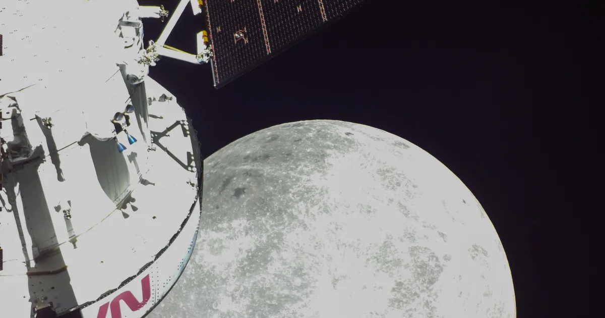 В неделя между 18 ч. и 19:30 ч. българско време