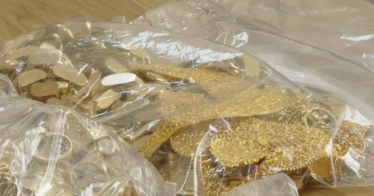 Близо 14 кг злато, за което се смята, че е