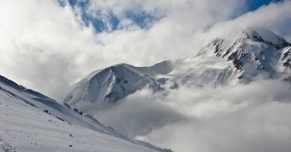Планинските спасители от отряда в Банско провеждат в момента и