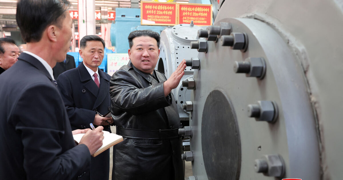 Севернокорейският лидер Ким Чен-ун предупреди, че Пхенян няма да се