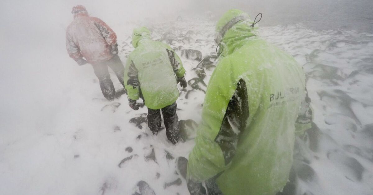Българи ще проучват дъното на Южния океан край Антарктида. Днес