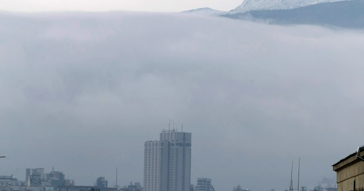 Гъста мъгла в столицата днес. В ранните часове видимостта беше