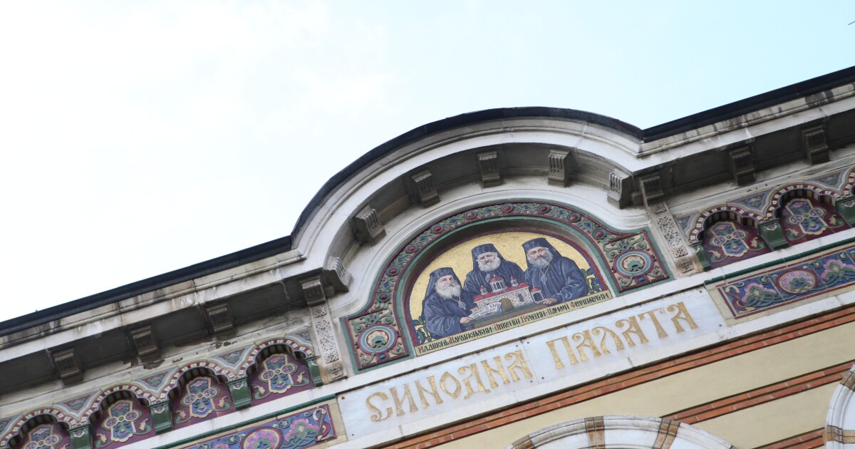Светият синод провежда избор за нов Сливенски митрополит. Той обаче