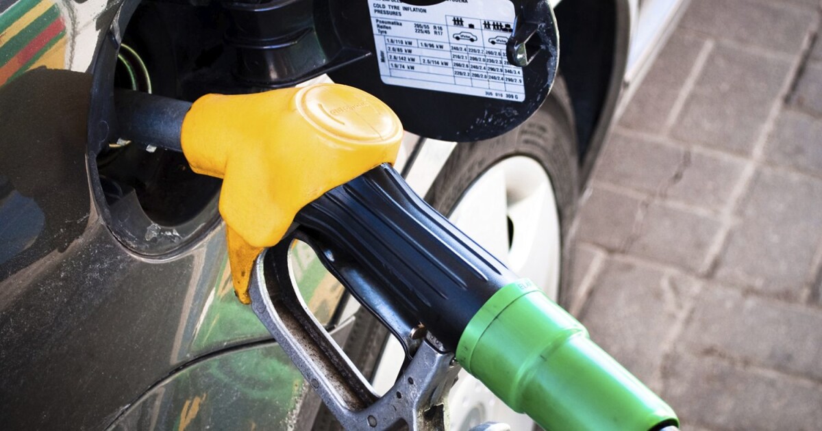 Цените на дизела и бензина ще се качат още, независимо