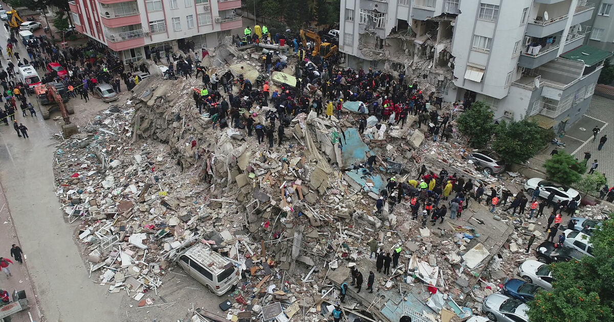 Повече от 7 200 станаха жертвите на бедствието в Турция