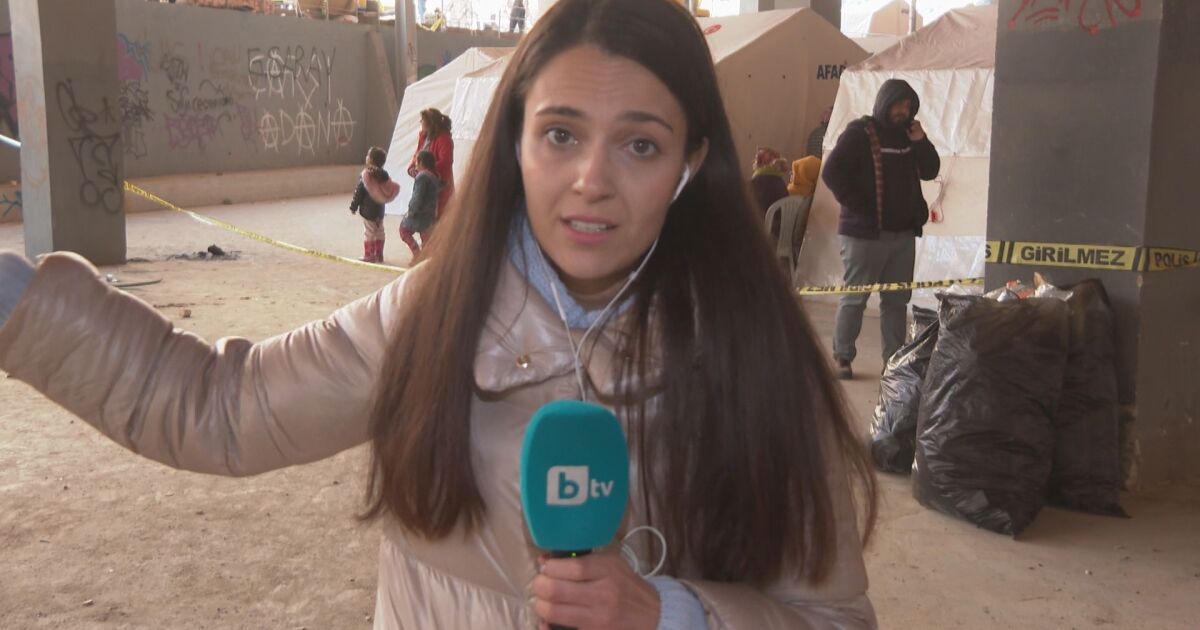 Специалният екип на bTV – репортерът Бесте Сабри и операторът