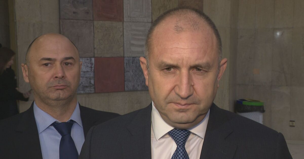 ЦИК е независим орган и не трябва да има никакво