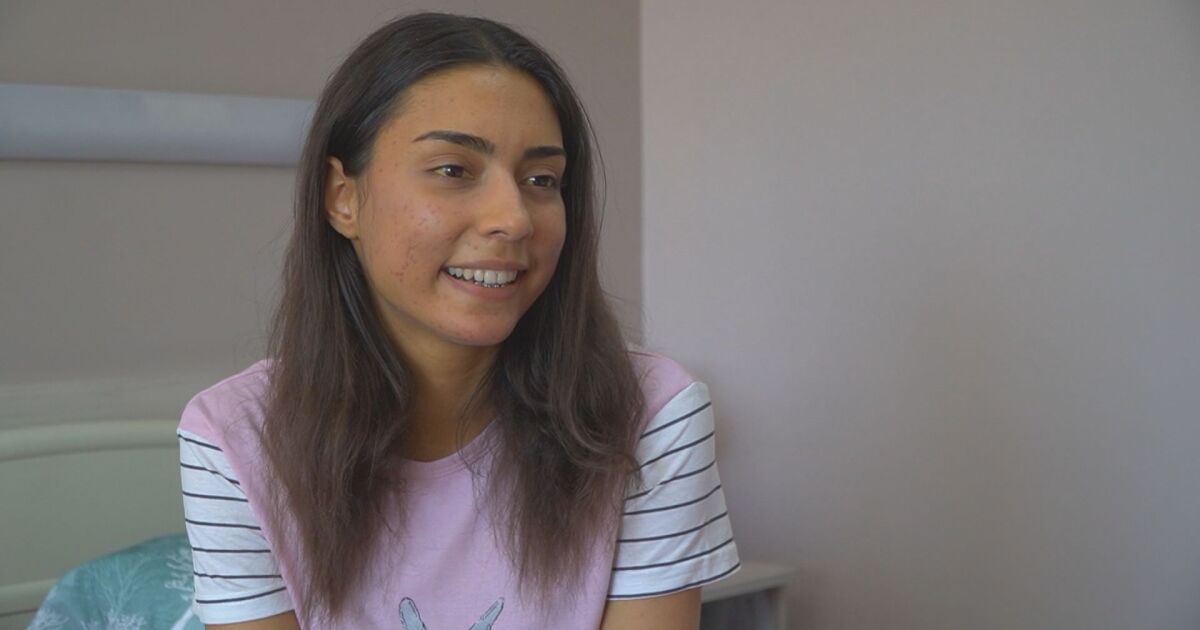 19-годишната Анита Чобанова Асеновград се нуждае от спешна чернодробна трансплантация,