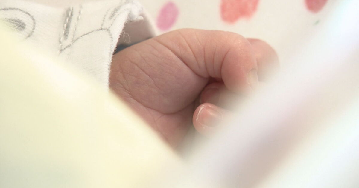 Лекари от две болници спасиха бременна жена със сърдечна малформация