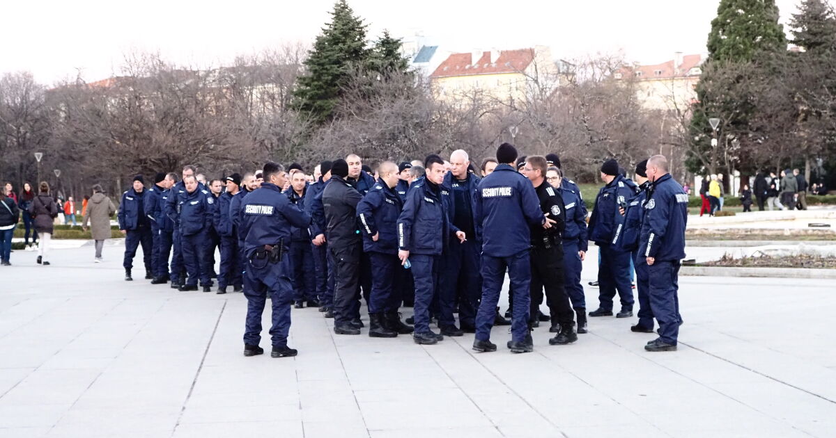 Столичната община прекрати провеждането на Луковмарш.Заповедта е издадена, след като