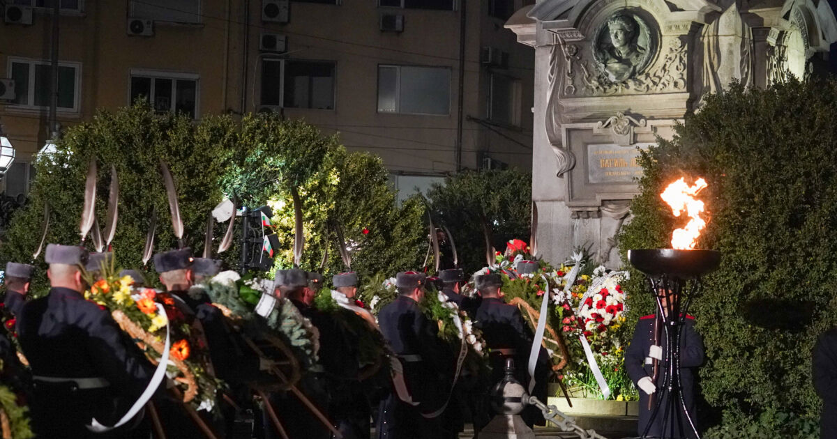 151 години от смъртта на Васил Левски отбелязваме днес. Възпоменателни