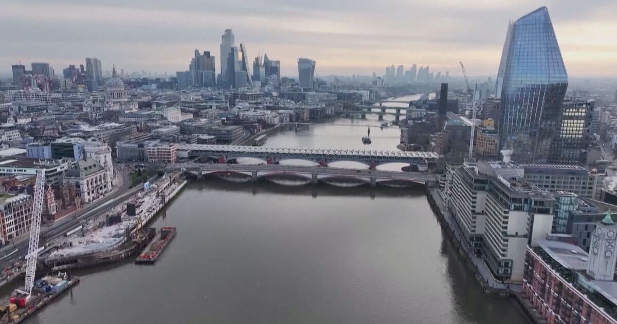 Във Великобритания властите отчитат ръст на кражбите в магазините през