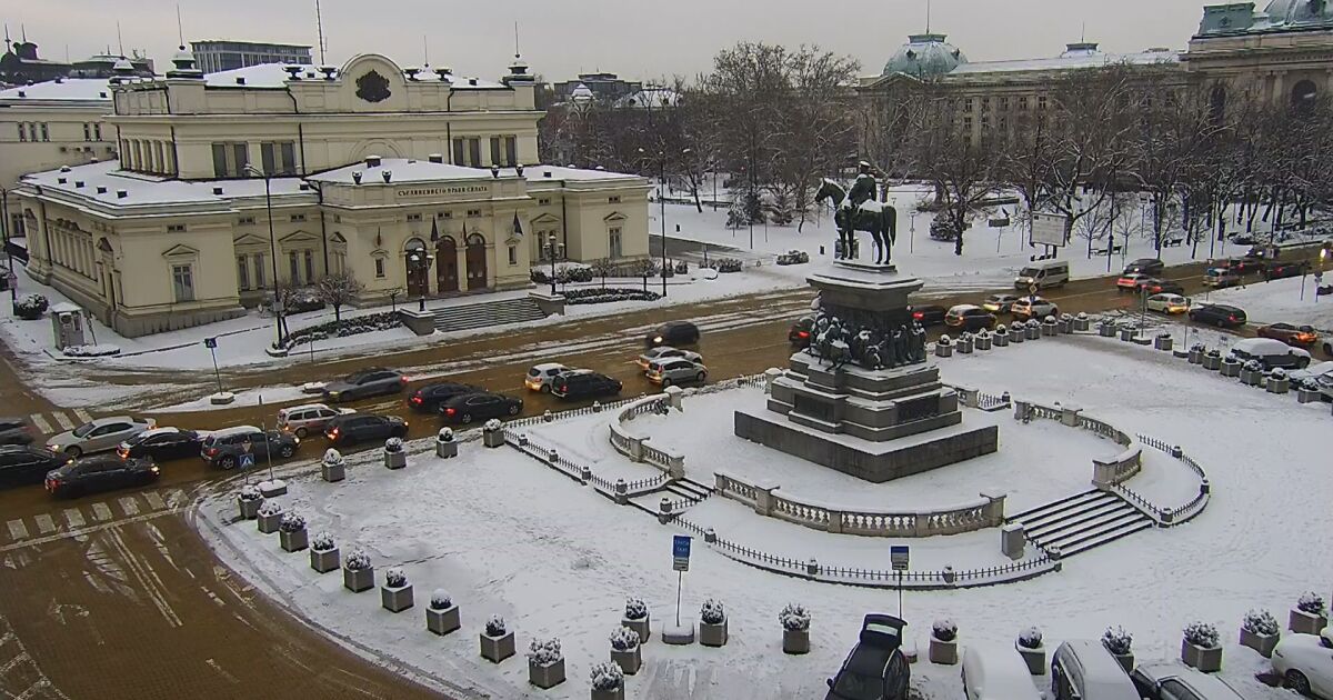 Поредица от катастрофи станаха в понеделник в София заради зимната