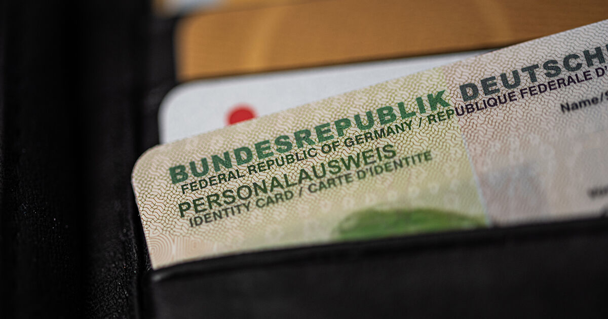 Живеещите в Германия чужденци ще получават по-лесно германско гражданство, съгласно