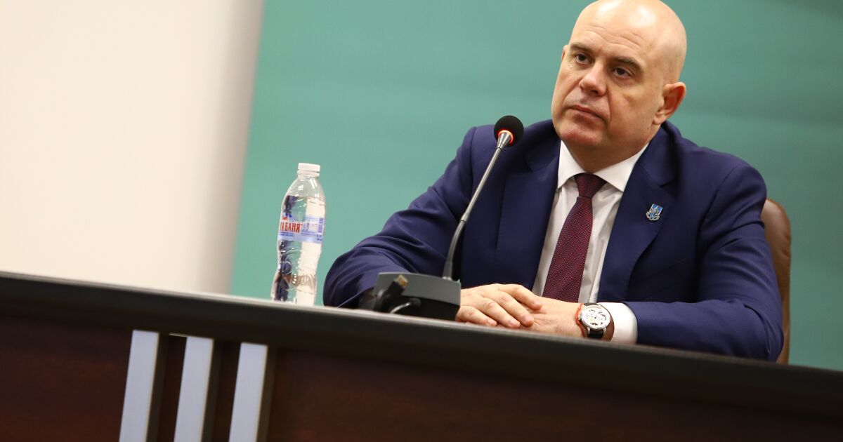 Българската прокуратура издирва основателите на Нексо“, заяви пред bTV главният