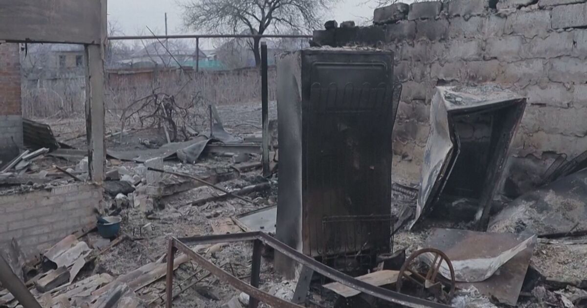 Масиран руски обстрел по украинския град Херсон е поразил жилищни