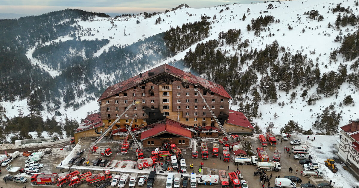 Заместник-кметът на град Болу е сред задържаните за трагедията с