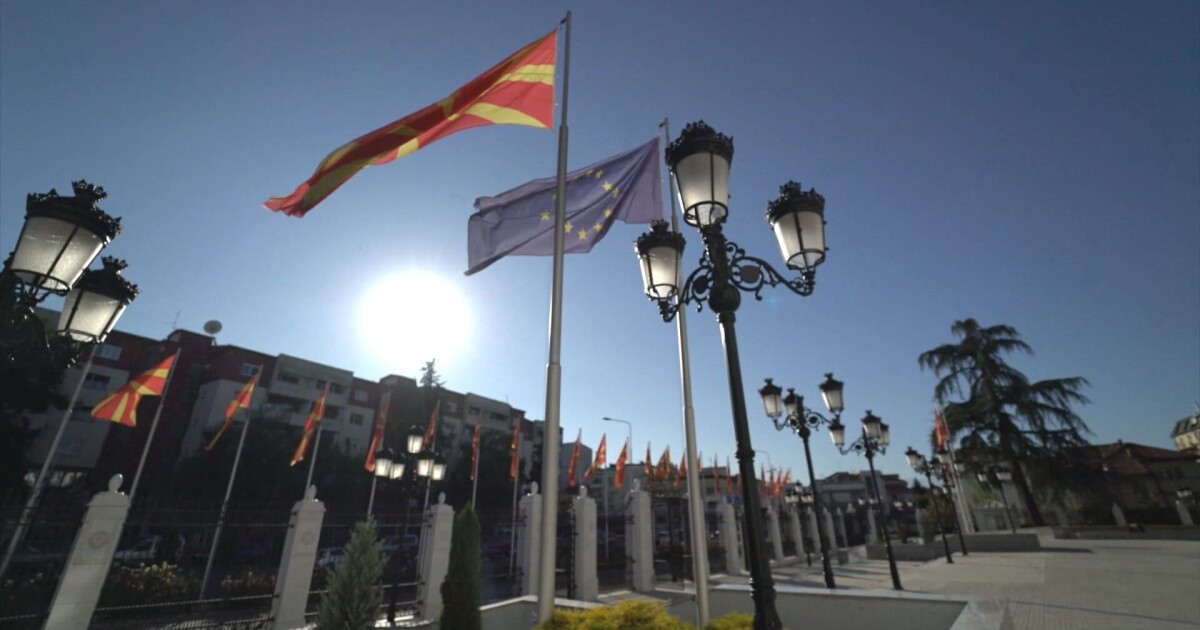 Очаква се делегация от Северна Македония да пътува за Брюксел