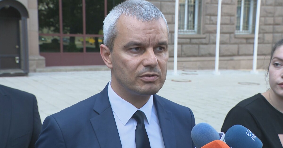 Недопустимо България да бъде управлявана от чужди посолства, заяви лидерът