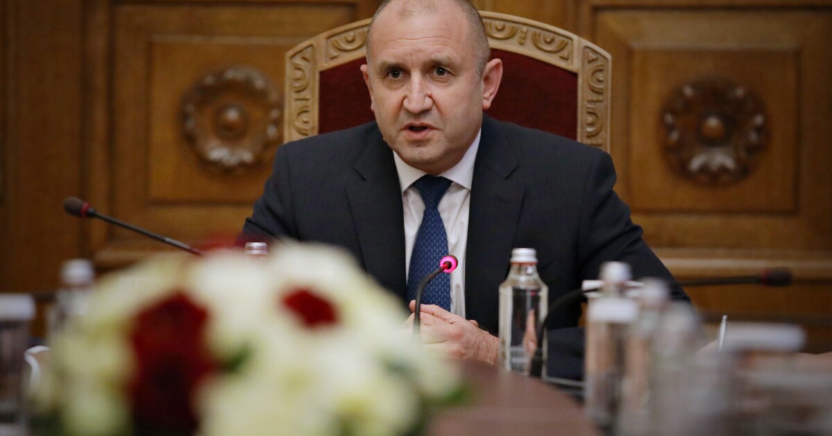 Президентът Румен Радев проведе днес поредните консултации с парламентарно представените