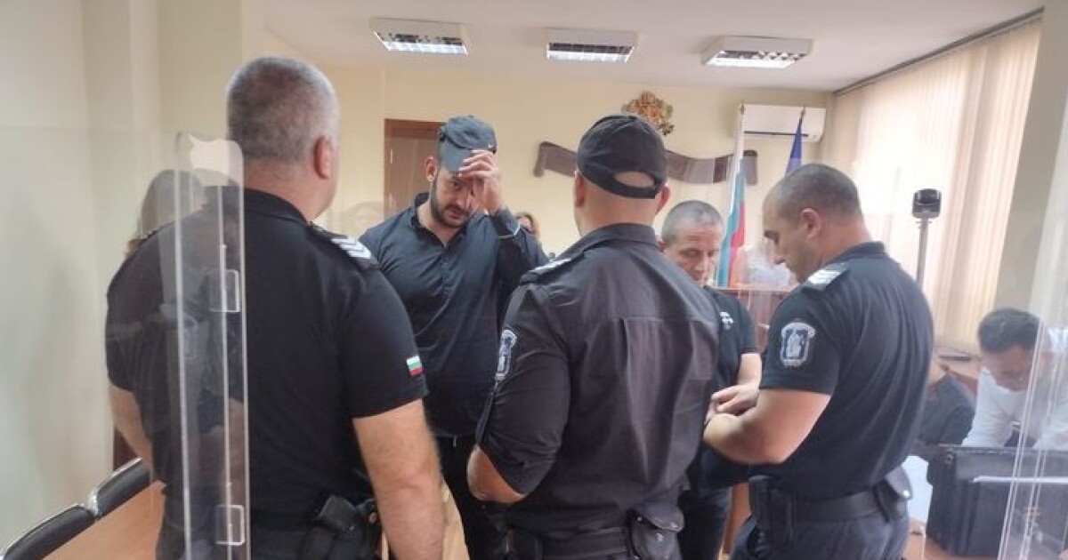 Апелативният съд в Бургас остави в ареста двамата мъже, задържани