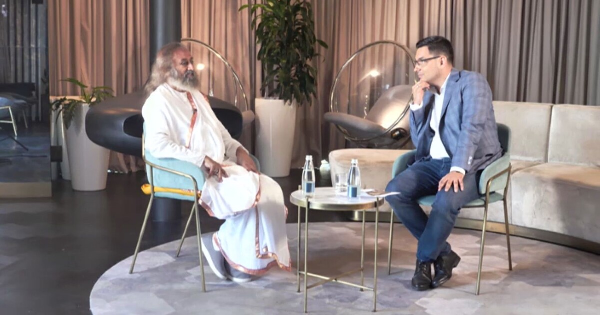 Шри Шри Рави Шанкар е посланик на мира, духовен водач