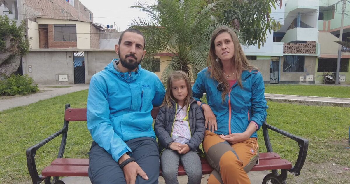 Едно българско семейство - Антон, Пламена и петгодишната им дъщеричка