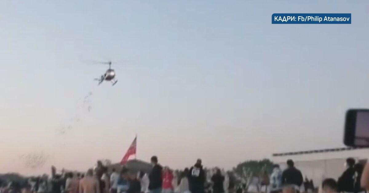 При полета с вертолет над плаж Градина“ са взети всички