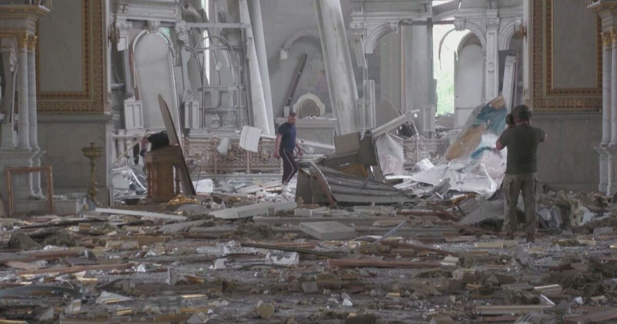 Русия съобщи, че е унищожила два украински дрона в Москва
