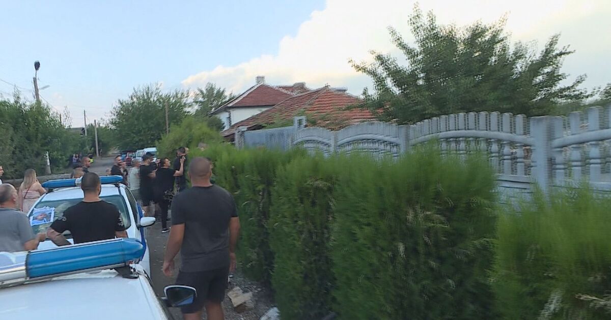 Пореден протест в пловдивското село Цалапица, след убийството на 24-годишния