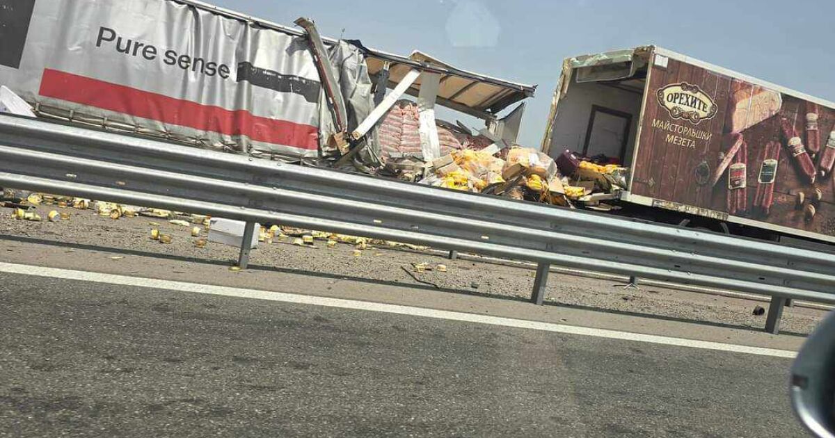 Катастрофа при 159 км на АМ Тракия“ в посока София временно